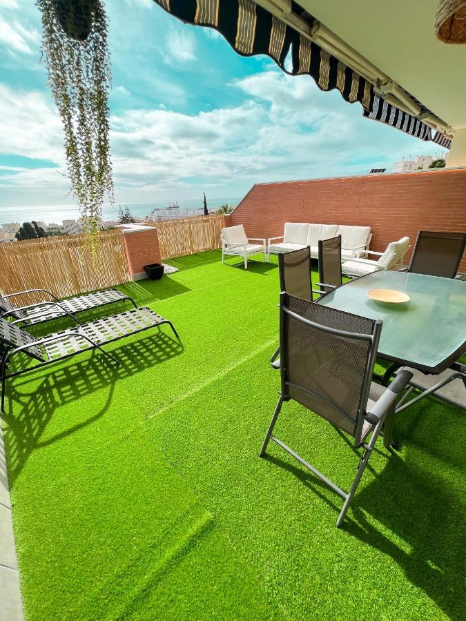 Cozy Apartment With Large Terrace Torremolinos Dış mekan fotoğraf