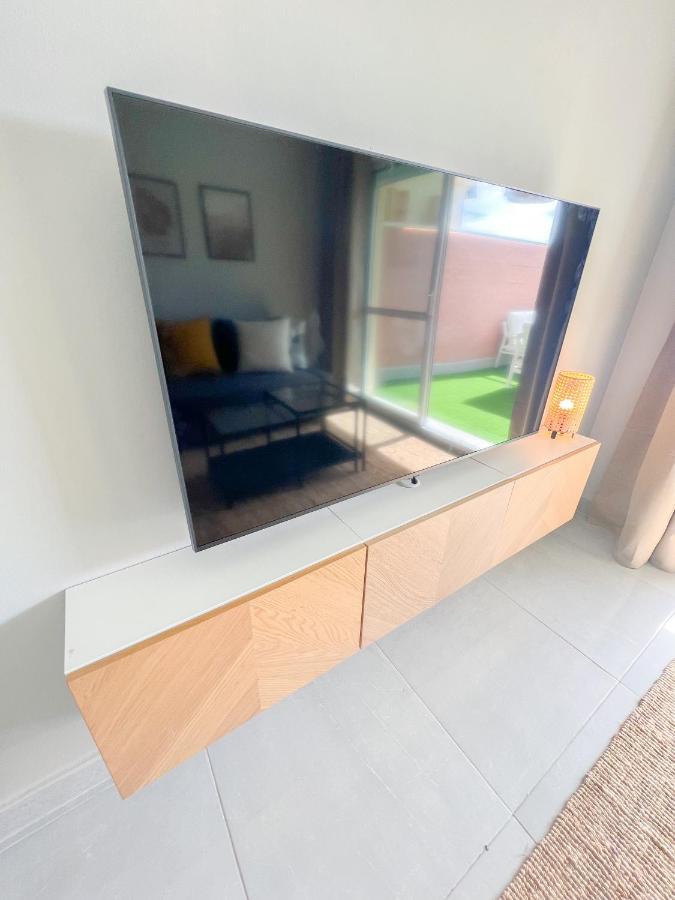 Cozy Apartment With Large Terrace Torremolinos Dış mekan fotoğraf