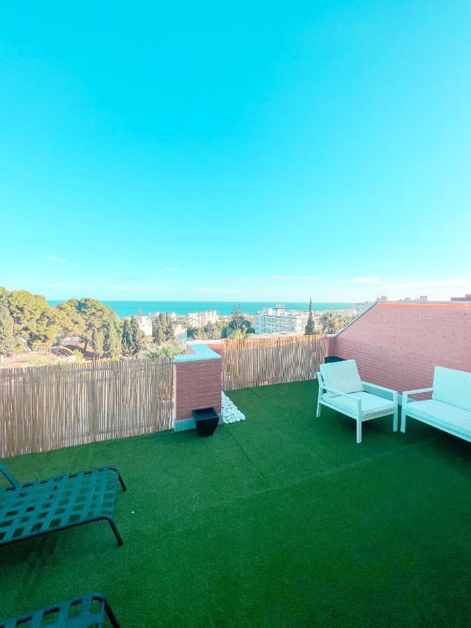 Cozy Apartment With Large Terrace Torremolinos Dış mekan fotoğraf